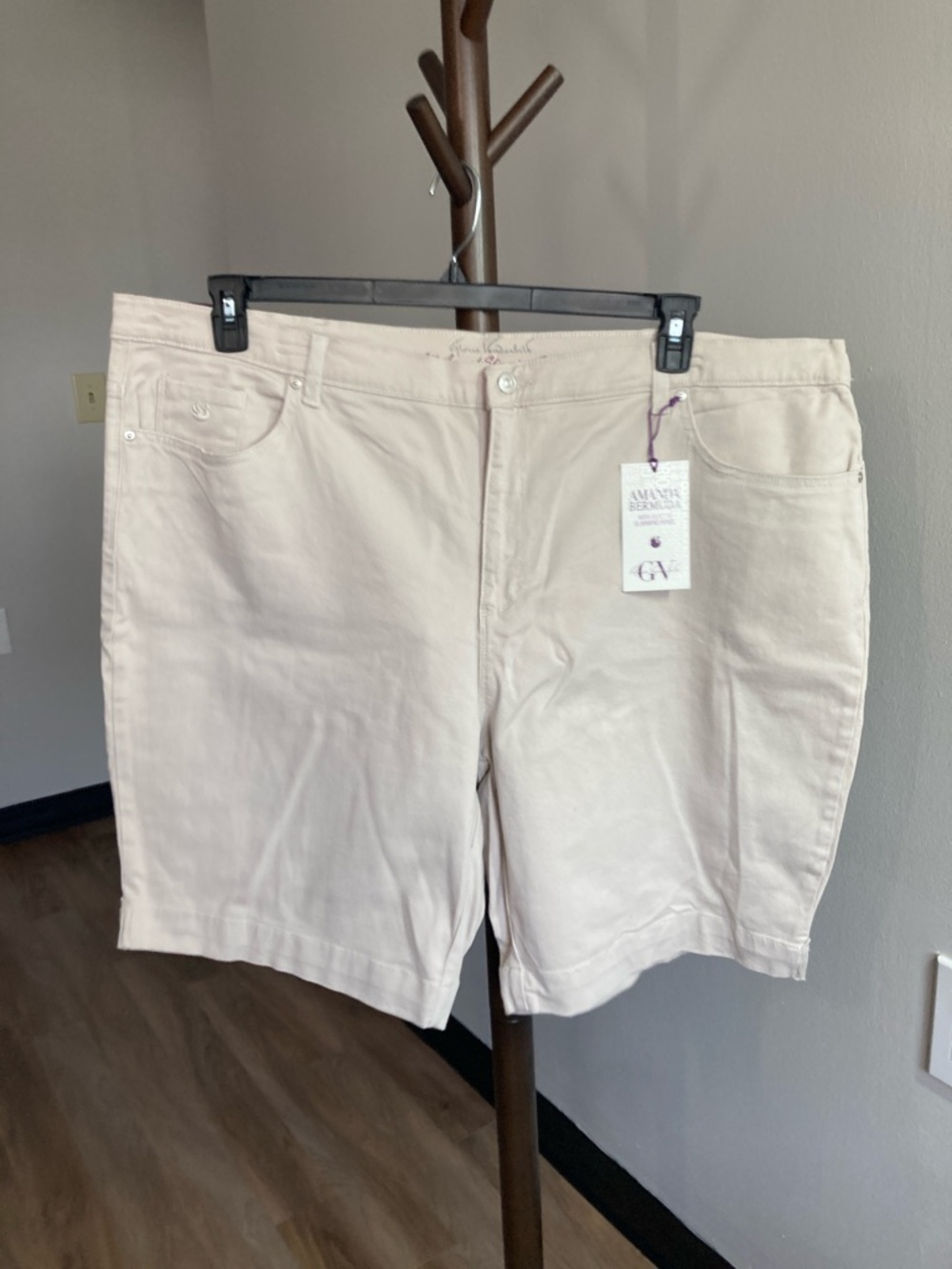 Gloria Vanderbilt stonewood jean Bermuda short flawless stretch classic rise 24W - Picture 9 of 17